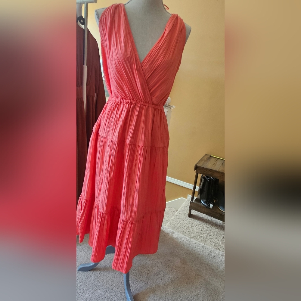 Vero Moda Coral Midi Dress - Picture 3 of 5